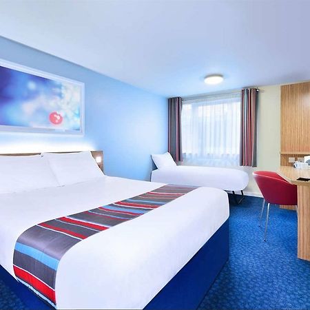 Travelodge Chelmsford Bagian luar foto