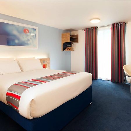 Travelodge Chelmsford Bagian luar foto