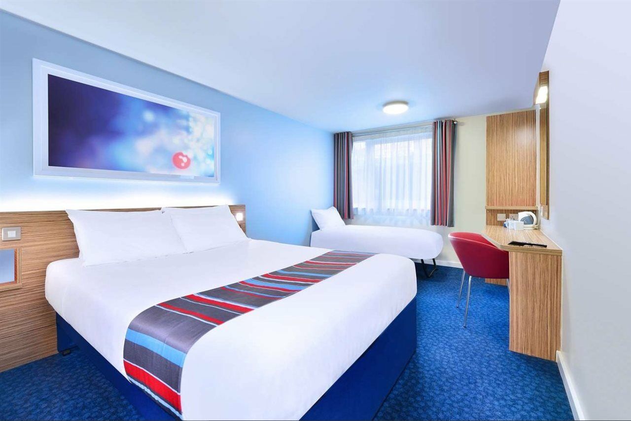 Travelodge Chelmsford Bagian luar foto